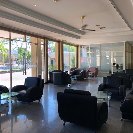 Hotel Sinar 3 Sedati Kültér fotó